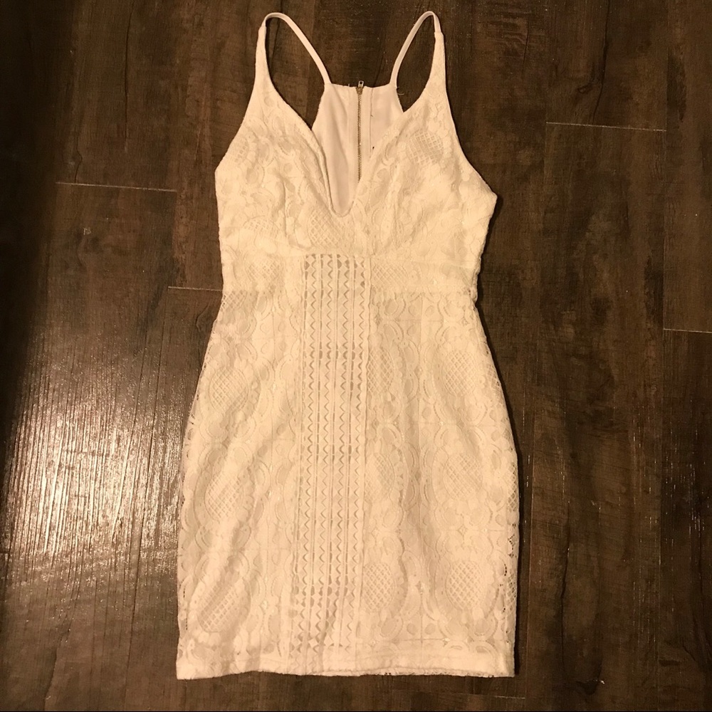 Fitted white cocktail dress